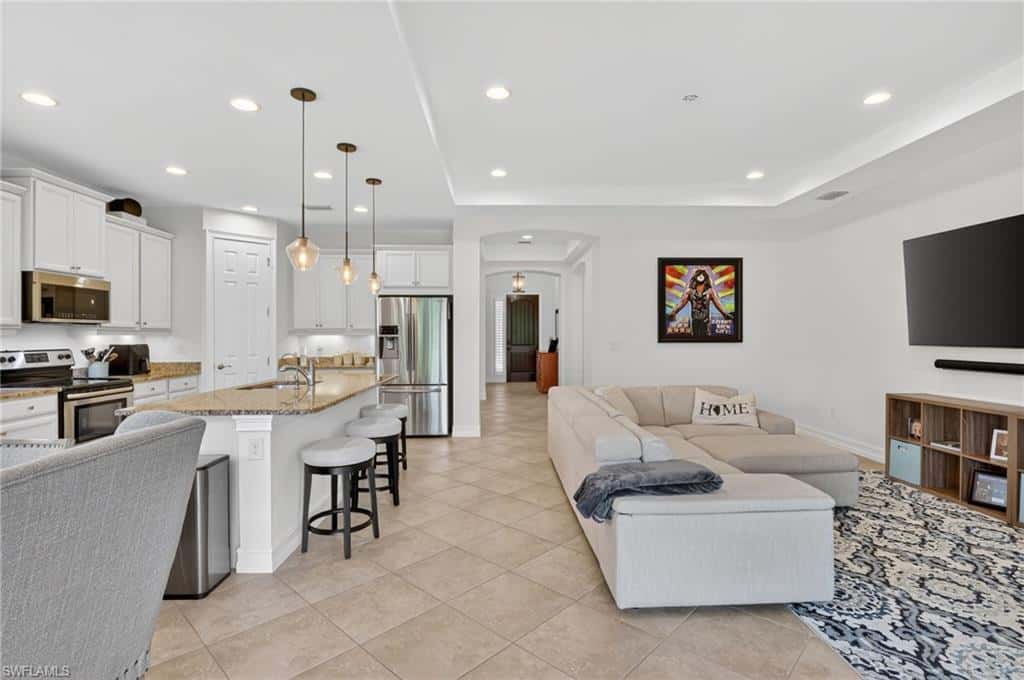 16380 Aberdeen Way, Naples, photo 8