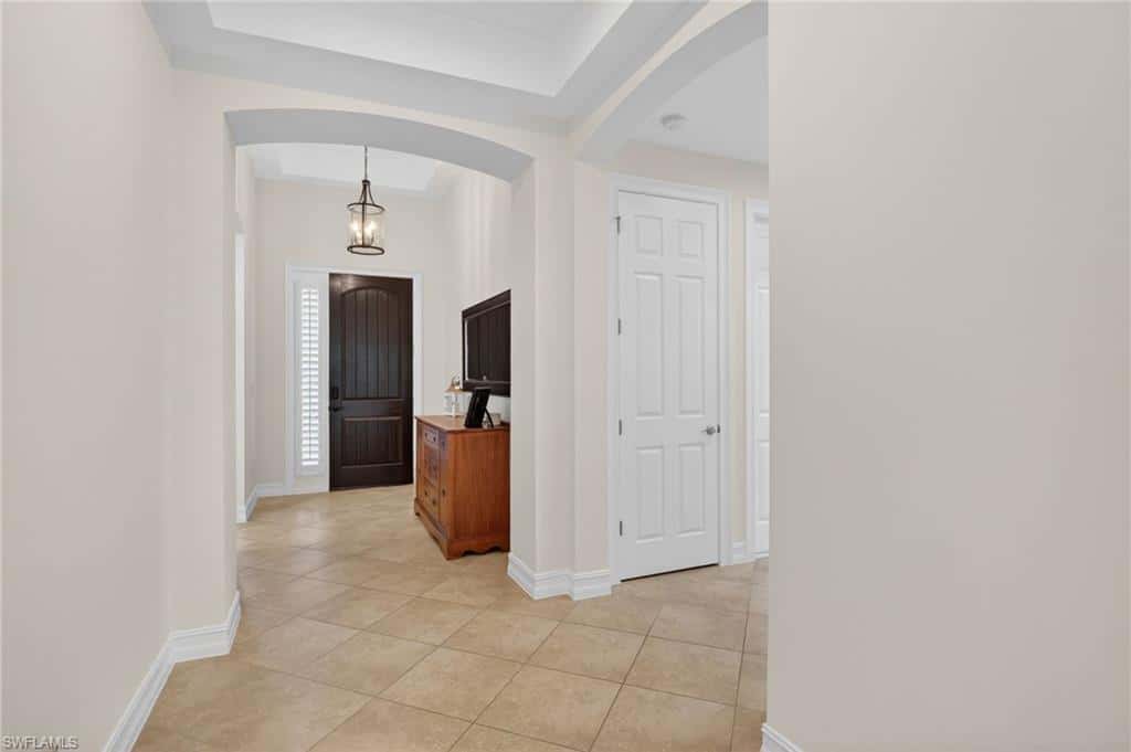 16380 Aberdeen Way, Naples, photo 25