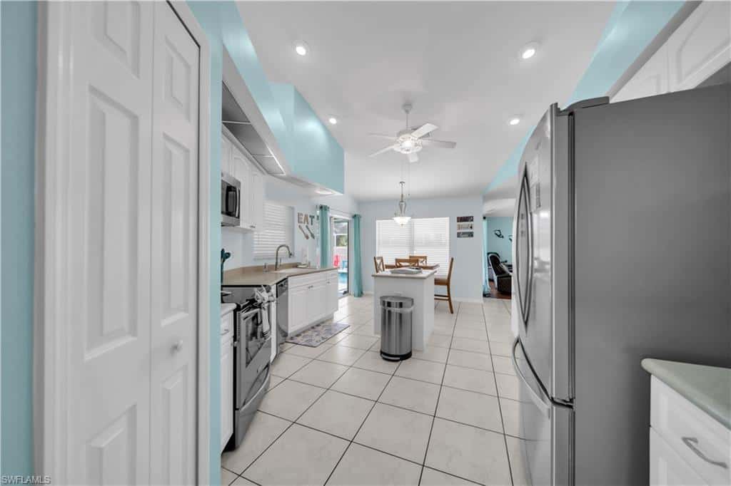 1722 38th Ter, Cape Coral, photo 23