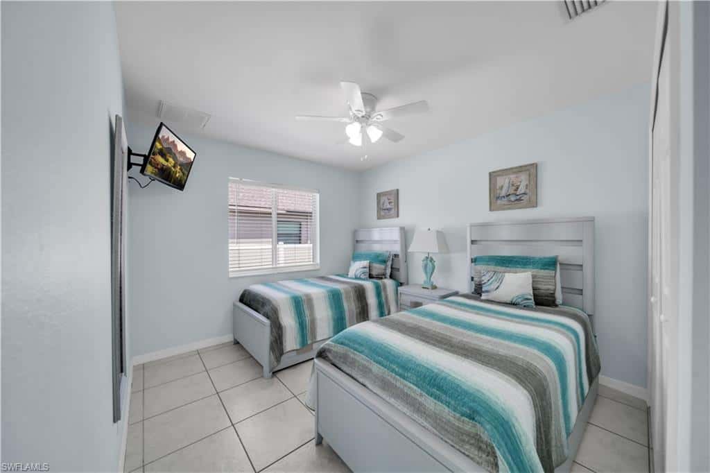 1722 38th Ter, Cape Coral, photo 17