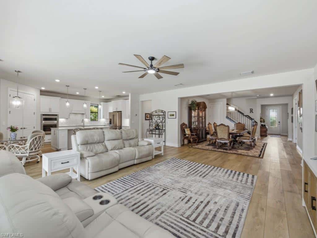 4010 Hampton Cir, Alva, photo 6