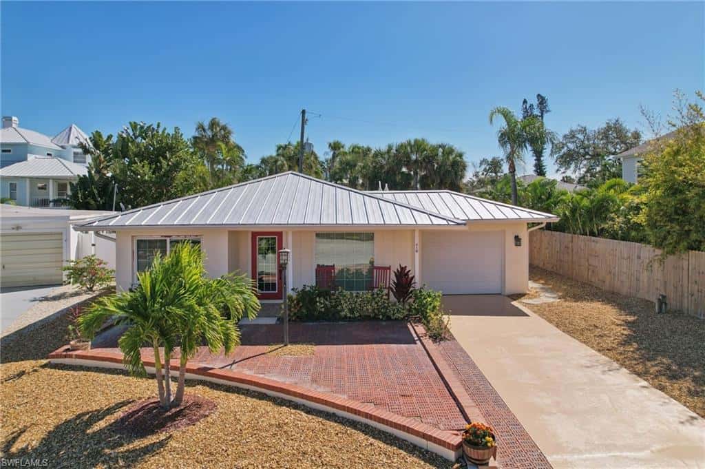 210 Hibiscus Dr, Fort Myers Beach, photo 30