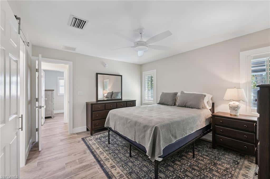 210 Hibiscus Dr, Fort Myers Beach, photo 18