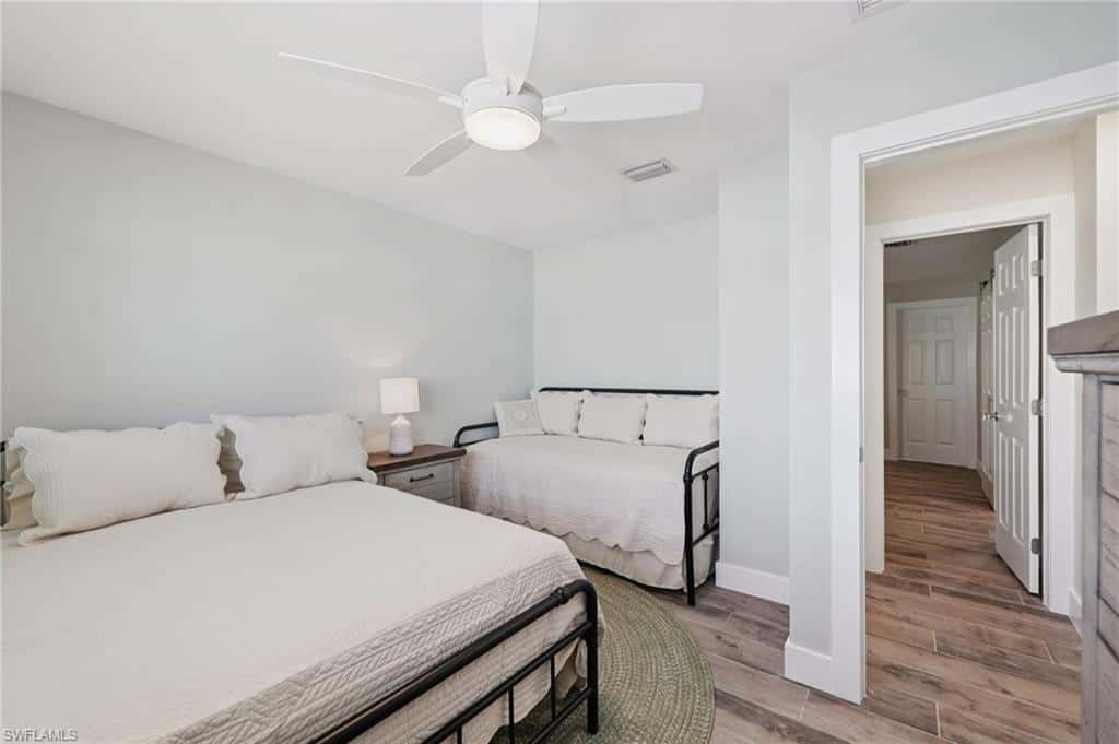 210 Hibiscus Dr, Fort Myers Beach, photo 15