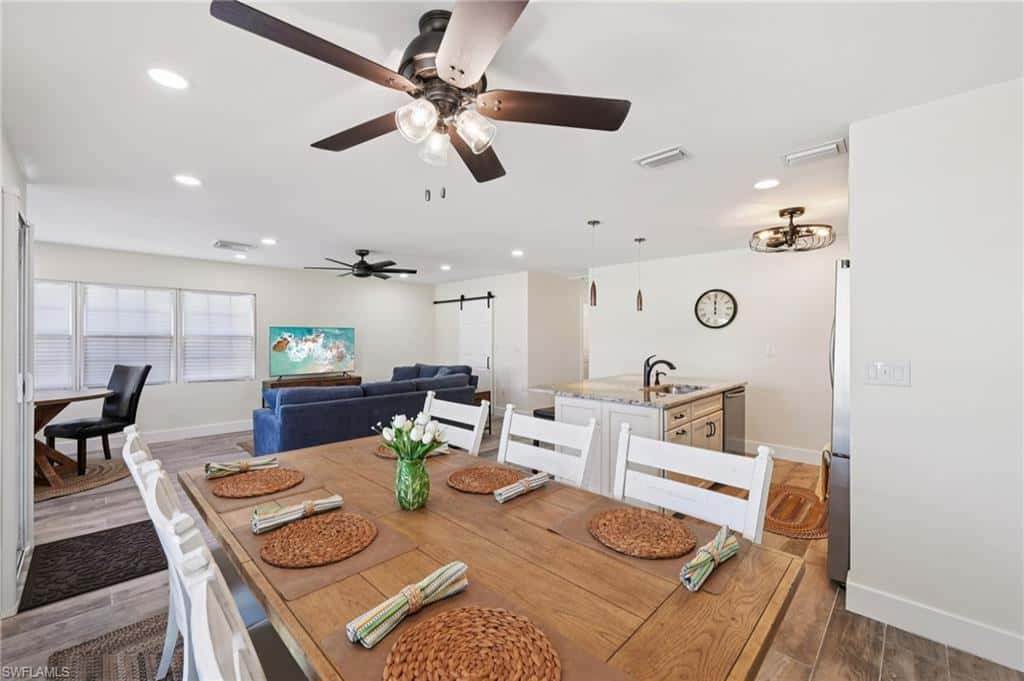 210 Hibiscus Dr, Fort Myers Beach, photo 11