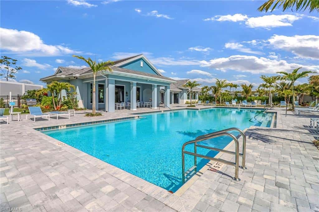 2665 Seychelles Cir #1907, Naples, photo 32