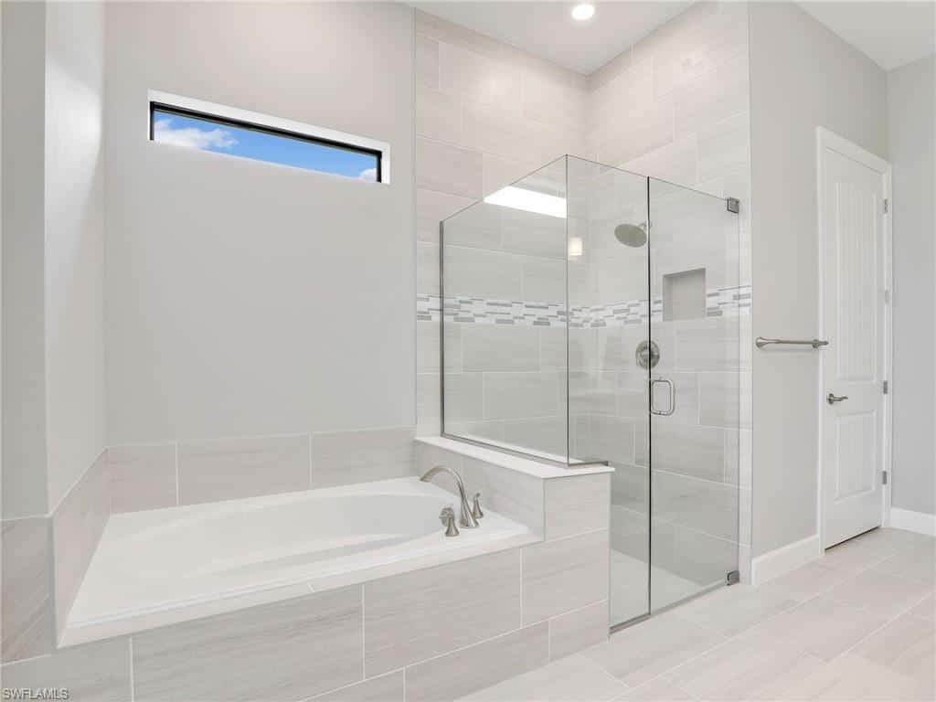 21064 Hallandale Dr, Estero, photo 14