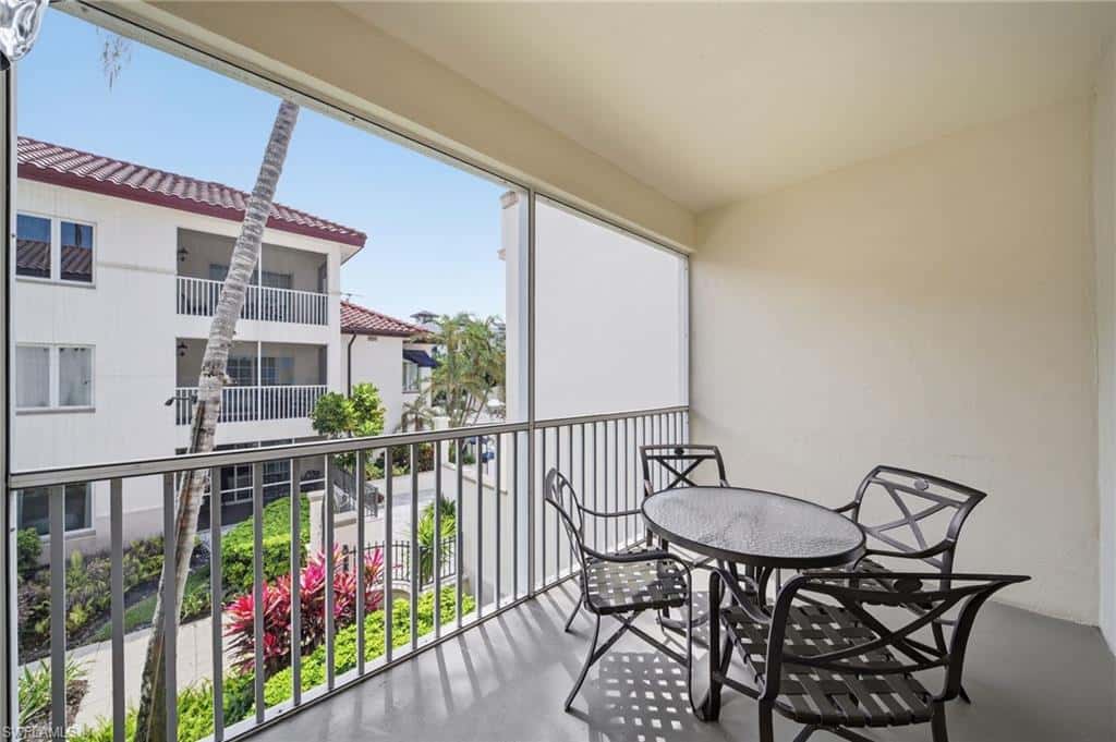 221 9th St #206, Naples, photo 23