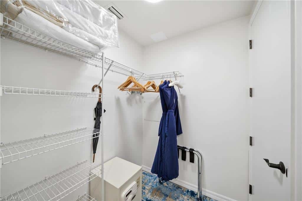 221 9th St #206, Naples, photo 18