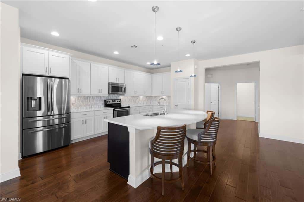 15209 Butler Lake Dr #201, Naples, photo 6
