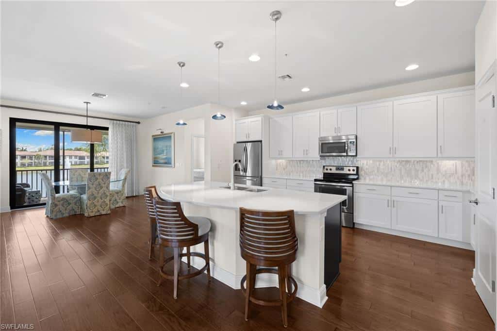 15209 Butler Lake Dr #201, Naples, photo 5