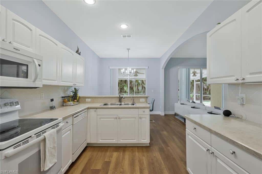 7416 Berkshire Pines Dr, Naples, photo 8