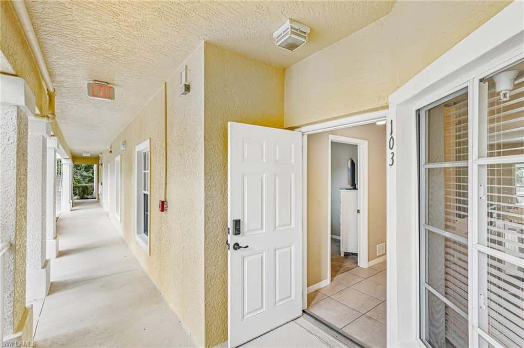 9185 Celeste Dr #1-103, Naples, photo 5