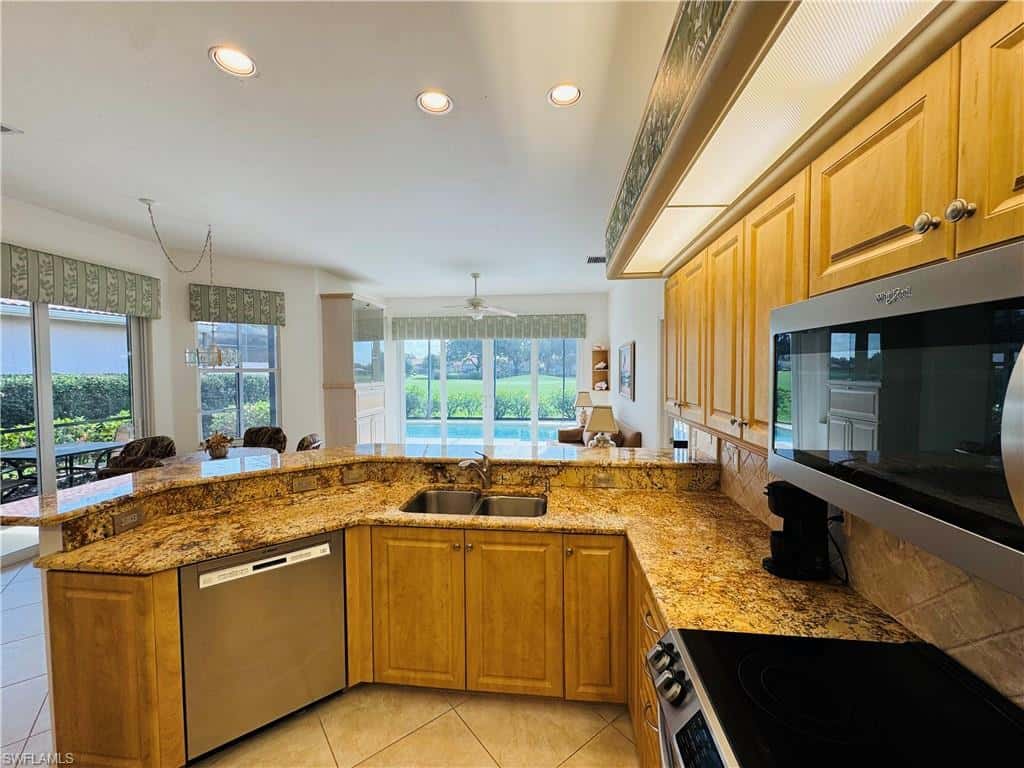 13021 Southampton Dr, Bonita Springs, photo 11