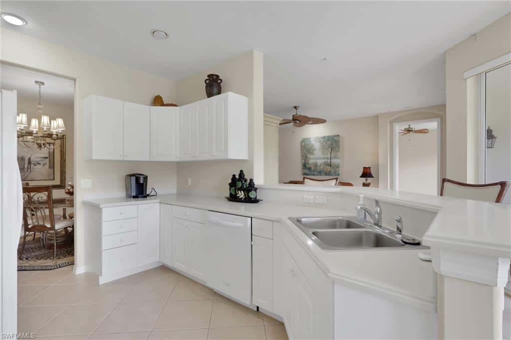4660 Winged Foot Ct #102, Naples, photo 17