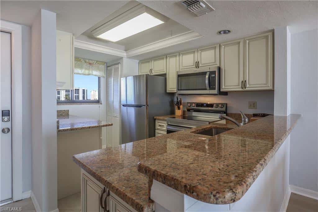 8350 Estero Blvd #423, Fort Myers Beach, photo 6