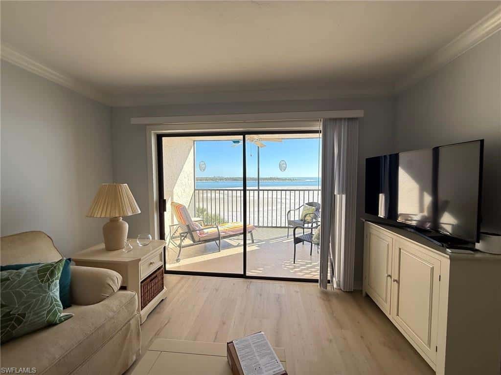8350 Estero Blvd #423, Fort Myers Beach, photo 12
