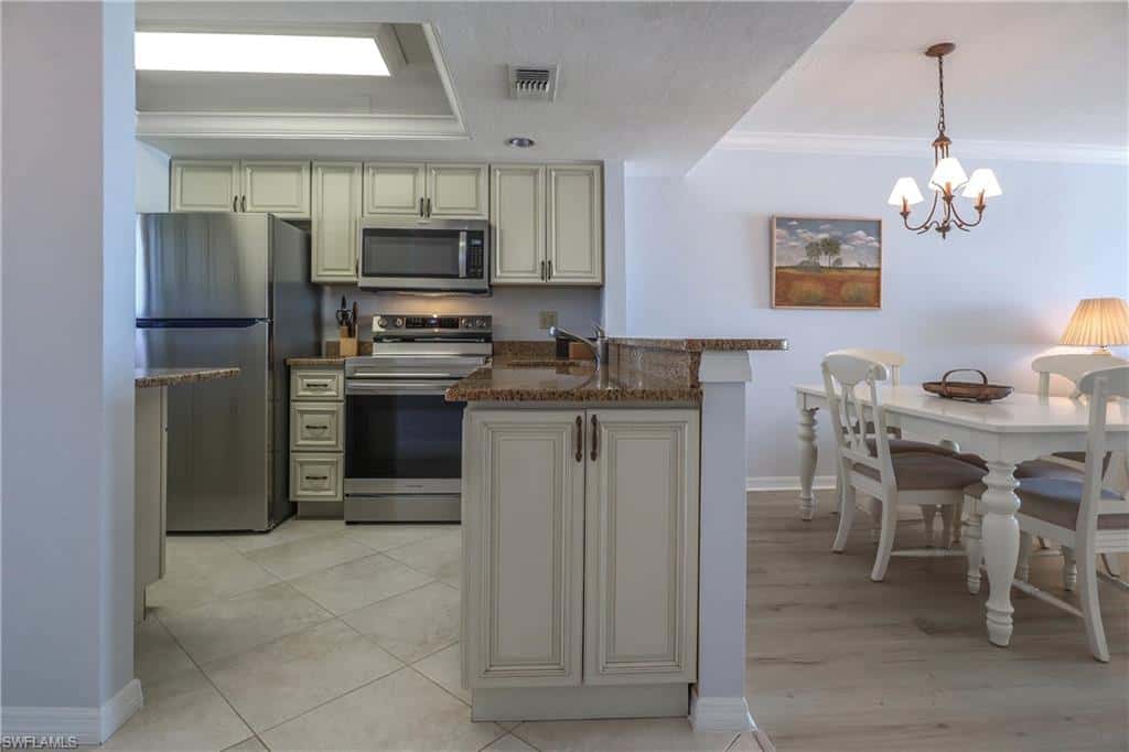 8350 Estero Blvd #423, Fort Myers Beach, photo 8