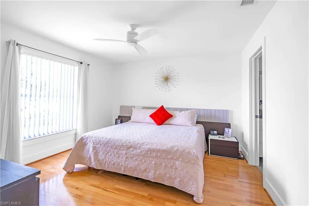 1330 Derbyshire Ct #e203, Naples, photo 19
