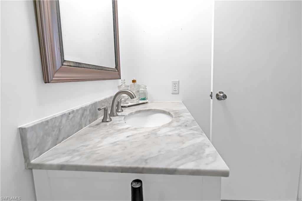 1330 Derbyshire Ct #e203, Naples, photo 31