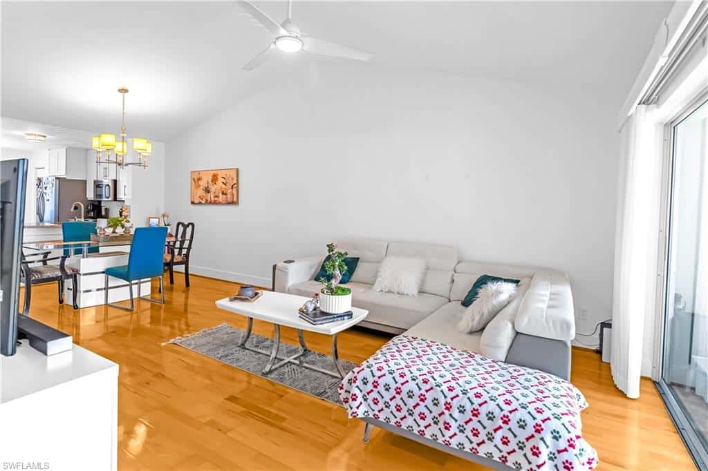 1330 Derbyshire Ct #e203, Naples, photo 4