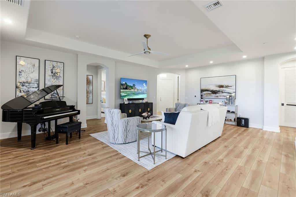 588 Avellino Isles Cir #20101, Naples, photo 5
