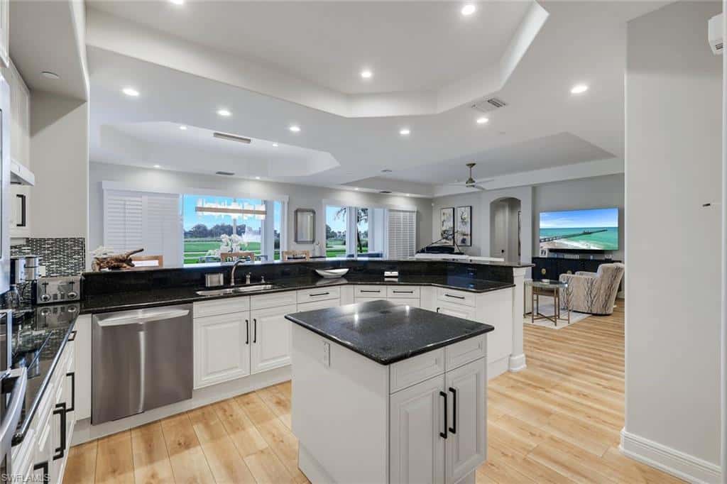 588 Avellino Isles Cir #20101, Naples, photo 9