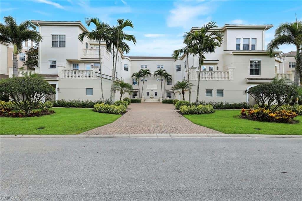 588 Avellino Isles Cir #20101, Naples, photo 28