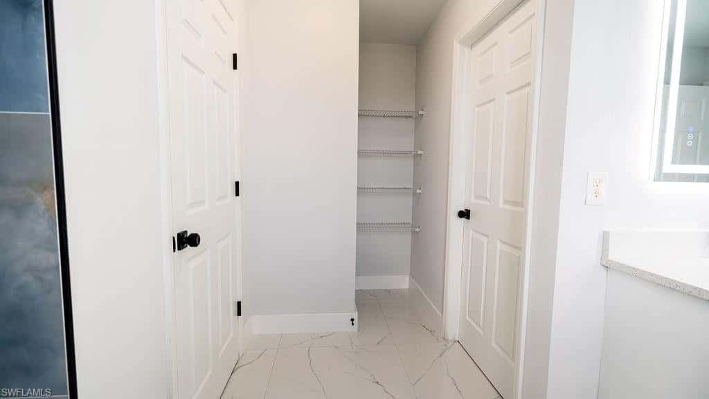 509 27th Ter, Cape Coral, photo 31