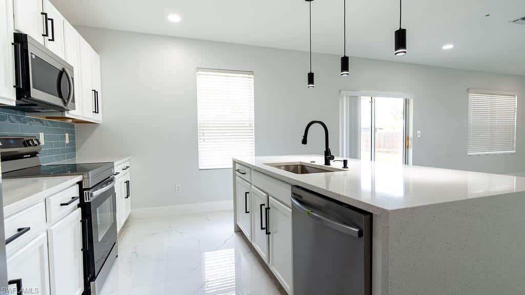 509 27th Ter, Cape Coral, photo 15