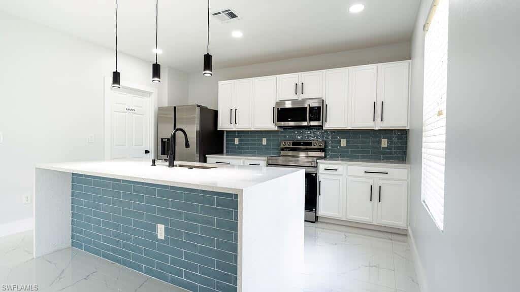 509 27th Ter, Cape Coral, photo 11
