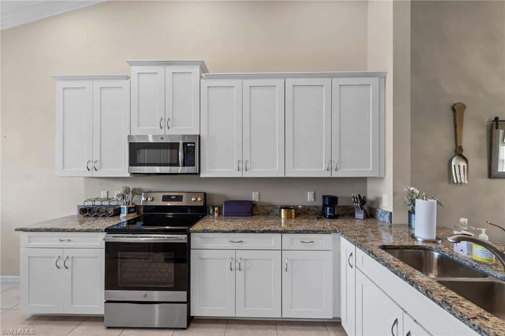 9366 Pocida Ct #202, Naples, photo 6