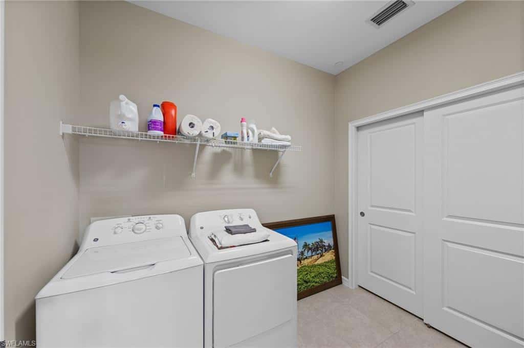 9366 Pocida Ct #202, Naples, photo 26