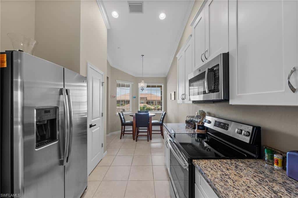 9366 Pocida Ct #202, Naples, photo 7