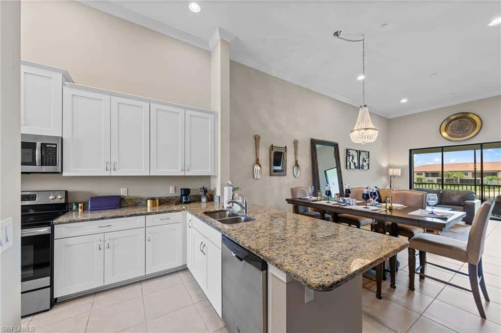 9366 Pocida Ct #202, Naples, photo 4