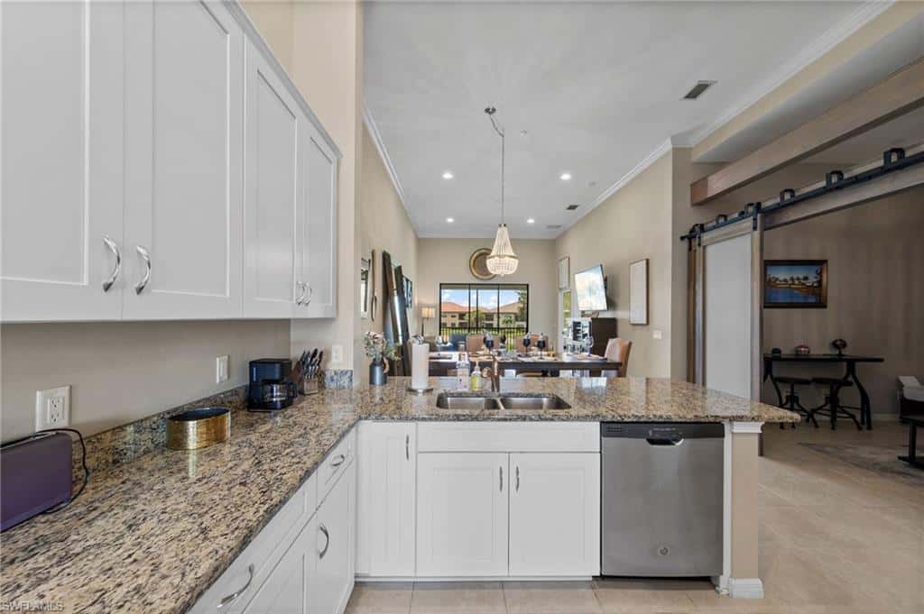 9366 Pocida Ct #202, Naples, photo 8