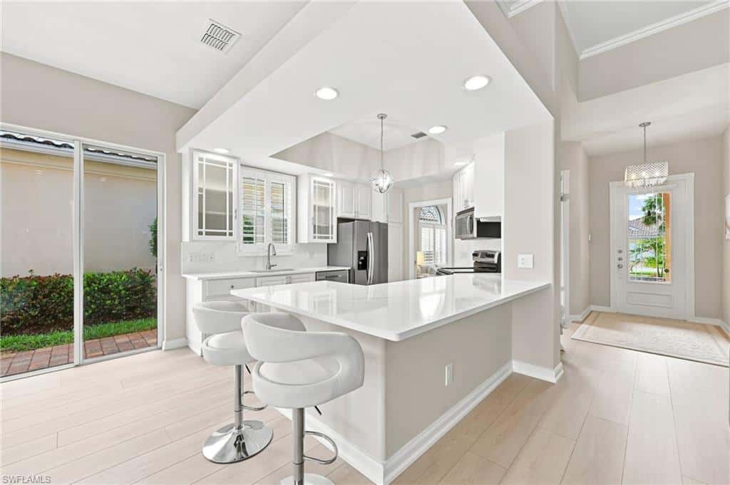 7589 Garibaldi Ct, Naples, photo 7