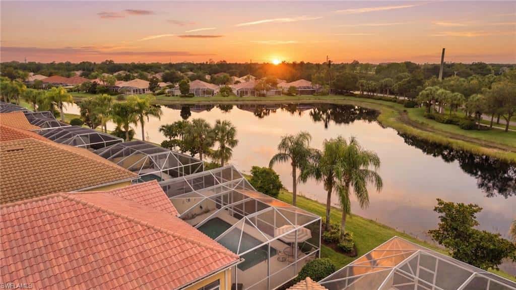 7589 Garibaldi Ct, Naples, photo 32