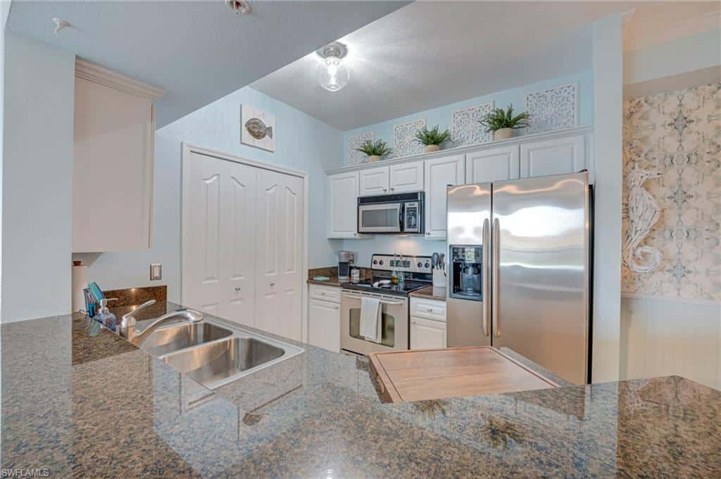 12940 Positano Cir #304, Naples, photo 6