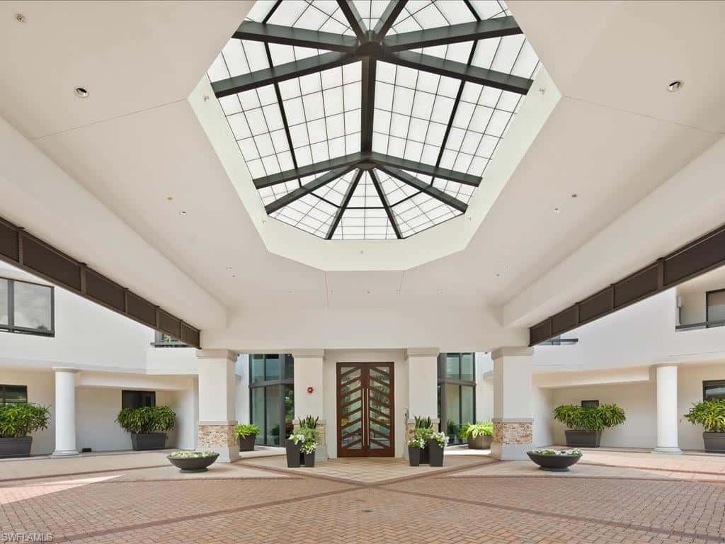 6075 Pelican Bay Blvd #506, Naples, photo 28