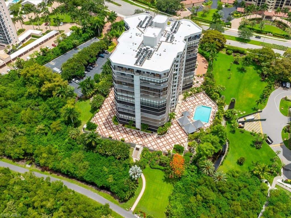 6075 Pelican Bay Blvd #506, Naples, photo 45