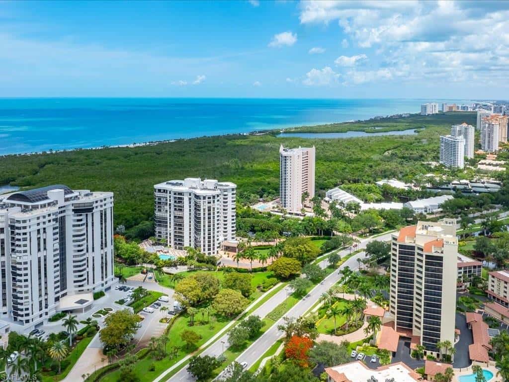 6075 Pelican Bay Blvd #506, Naples, photo 44