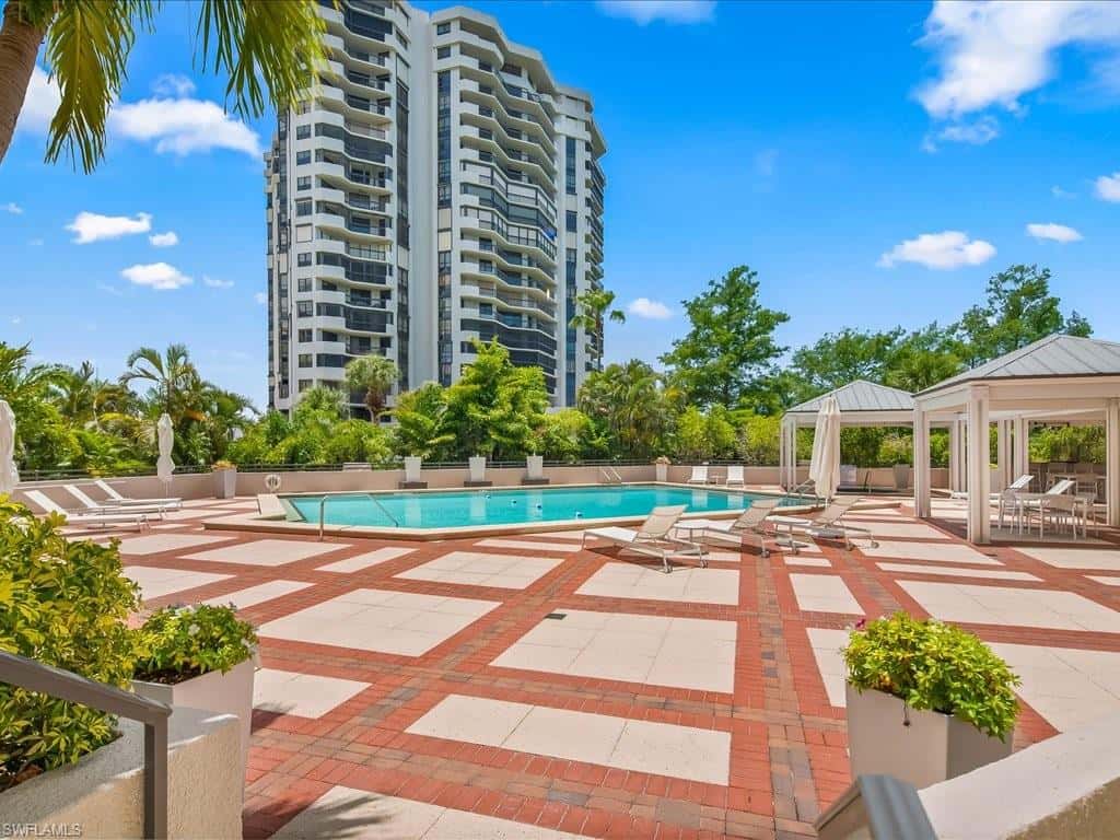 6075 Pelican Bay Blvd #506, Naples, photo 39