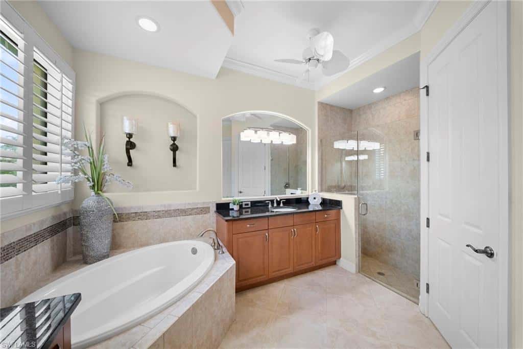 6347 Serano Way, Naples, photo 20