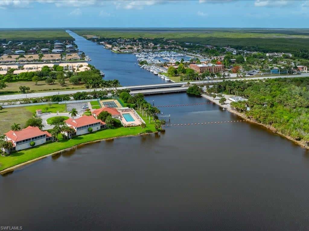 25064 Peacock Ln #101, Naples, photo 4