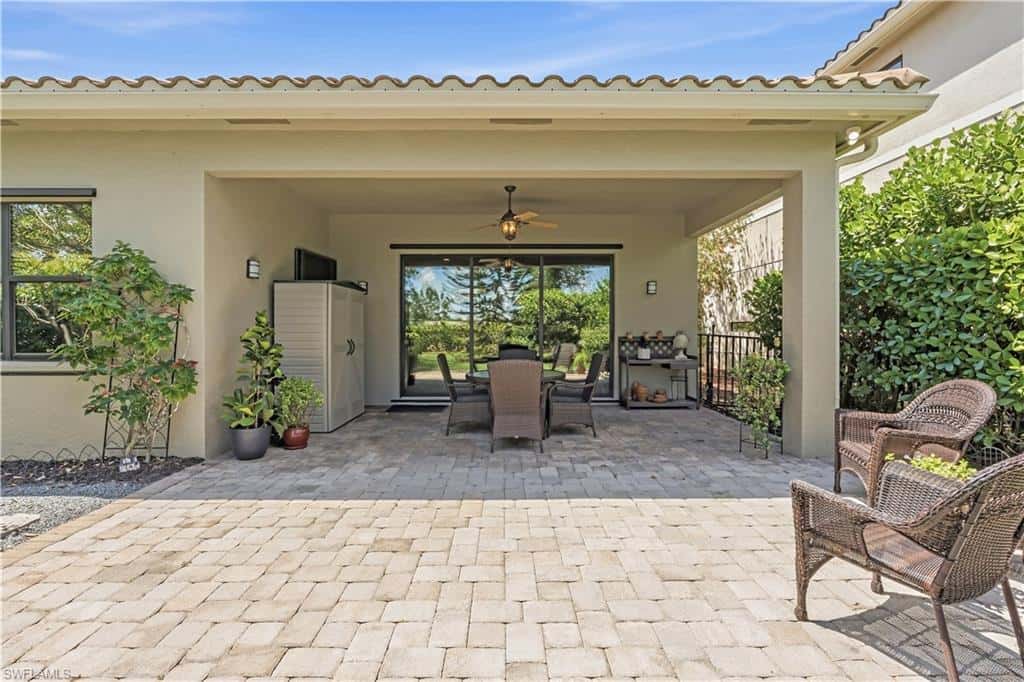 2870 Cinnamon Bay Cir, Naples, photo 23