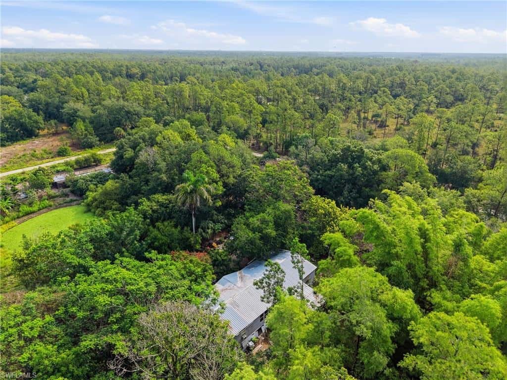 22690 Mulholland Dr, Fort Myers, photo 8