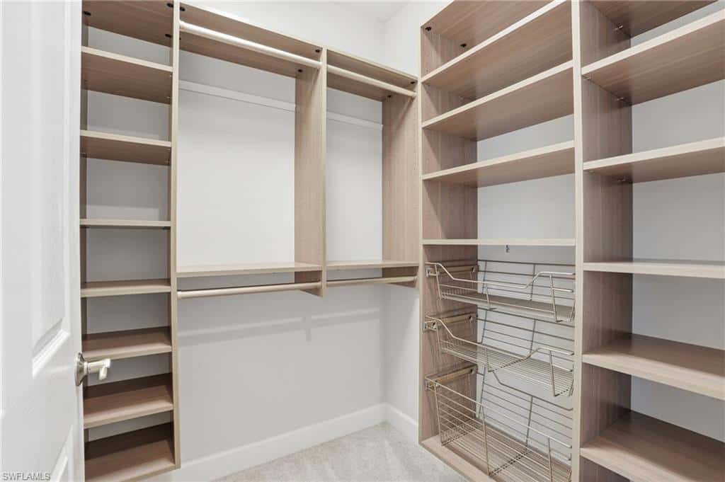 8066 Signature Club Cir #102, Naples, photo 27