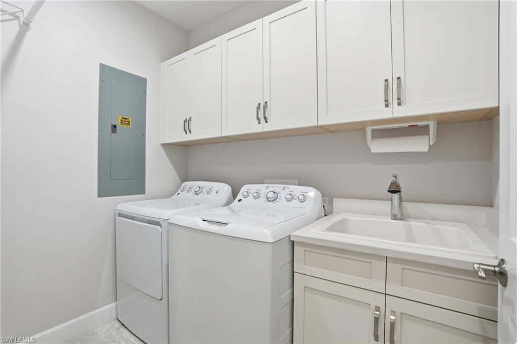 8066 Signature Club Cir #102, Naples, photo 36