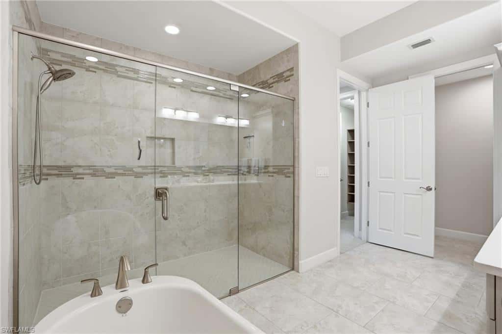 8066 Signature Club Cir #102, Naples, photo 25